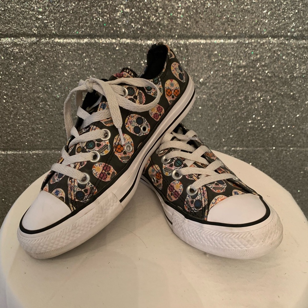 Sugar skull Converse